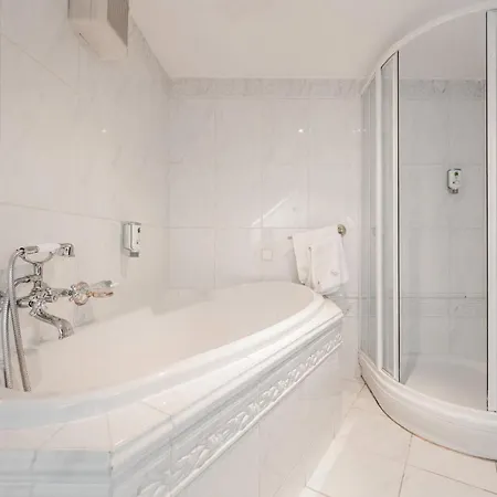 U Královny Elišky Hotel Hradec Králové