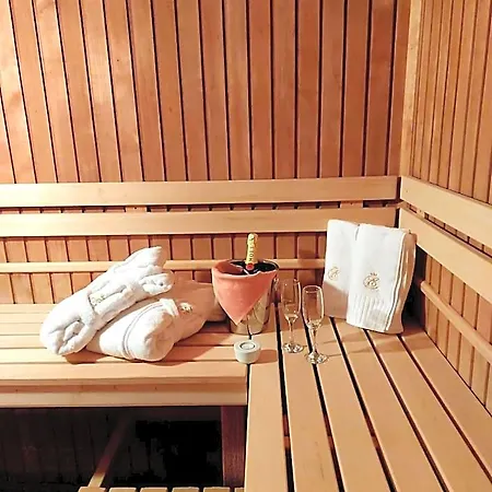 酒店 乌克拉罗伟伊利斯基酒店